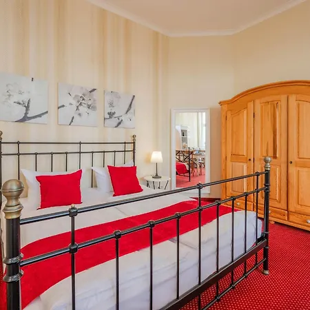 Strandvillen Wald & - 04 דירה *